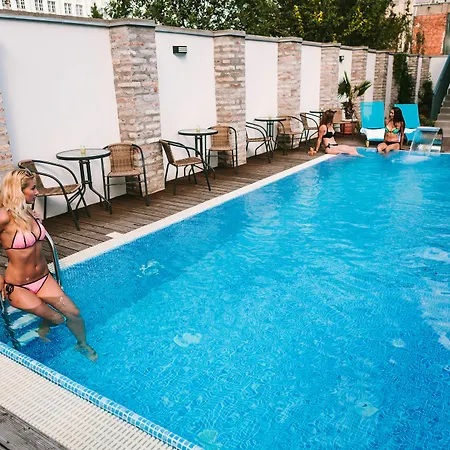 Hotel Auris 4*